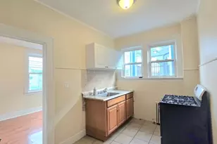 232 Lakeview Ave, Clifton, NJ 07011 - Photo 2