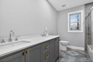 105 Woodfern Rd, Branchburg Township, NJ 08853 - Photo 34