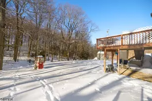 31 Meadow Ln, Vernon, NJ 07462 - Photo 8