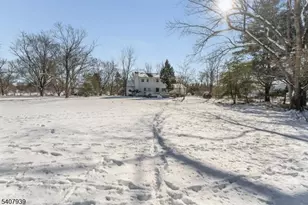 3 Meadow Lark Ct, Raritan Township, NJ 08822 - Photo 28