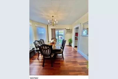 15 Hackensack, East Rutherford, NJ 07073 - Photo 4