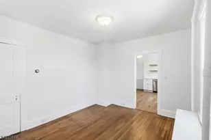 10 Zazzetti St, Waldwick, NJ 07463 - Photo 4