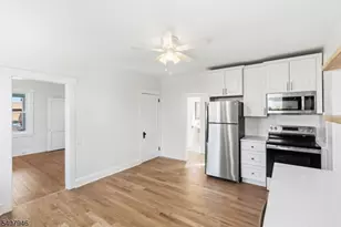 10 Zazzetti St, Waldwick, NJ 07463 - Photo 6