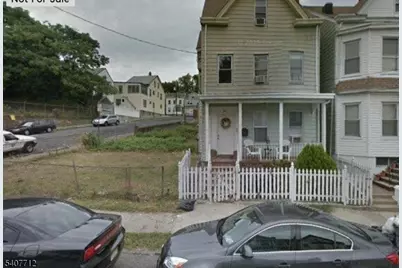 237 N 4th St, Paterson, NJ 07522 - Photo 2