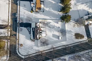 2 Mettle Ln, Roxbury Township, NJ 07885 - Photo 42