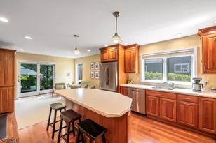 69 Sherwood Dr, Morris Township, NJ 07960 - Photo 8