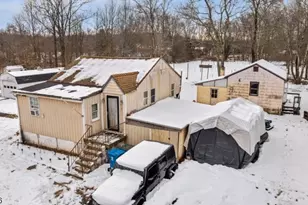 107 Oak Grove Rd, Raritan Township, NJ 08822 - Photo 4