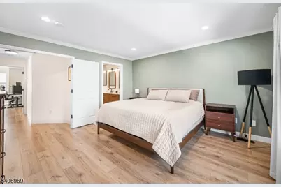 31 Angela Way, Berkeley Heights Township, NJ 07922 - Photo 18