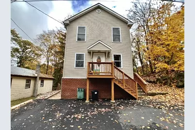 7 Jefferson Trl, Hopatcong, NJ 07843 - Photo 1