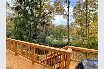 7 Jefferson Trl, Hopatcong, NJ 07843 - Photo 6