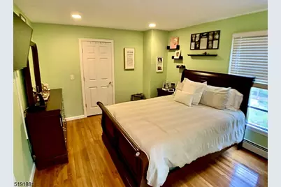 7 Jefferson Trl, Hopatcong, NJ 07843 - Photo 16