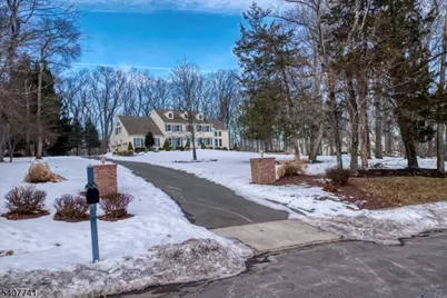 40 Rustic Trl, Raritan Township, NJ 08822 - Photo 1