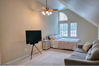 40 Rustic Trl, Raritan Township, NJ 08822 - Photo 28