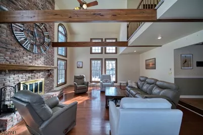 40 Rustic Trl, Raritan Township, NJ 08822 - Photo 16