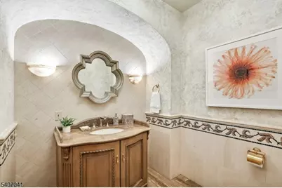 4 Grasmere Ct, Livingston, NJ 07039 - Photo 16