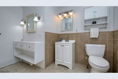 23 Sussex Rd, Clifton, NJ 07012 - Photo 18