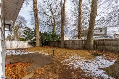 545 Homer Ter, Union Township, NJ 07083 - Photo 20