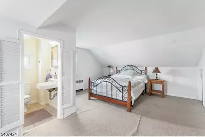 545 Homer Ter, Union Township, NJ 07083 - Photo 16