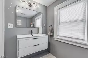 8 John St, Montville Township, NJ 07058 - Photo 18