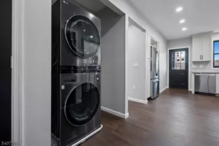 266 Morris Ave, Springfield, NJ 07081 - Photo 8