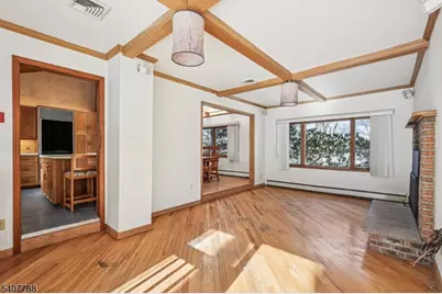 286 Carentan Rd, Hopatcong, NJ 07843 - Photo 6