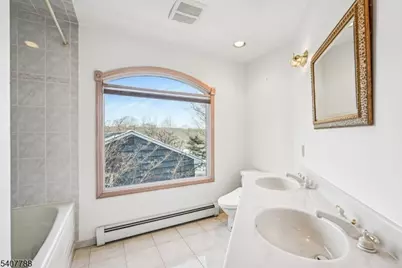 286 Carentan Rd, Hopatcong, NJ 07843 - Photo 32