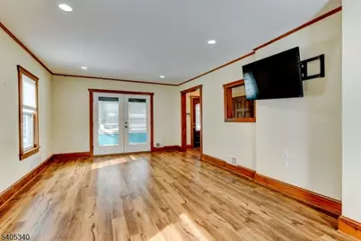 306 Church St, Bound Brook, NJ 08805 - Photo 10