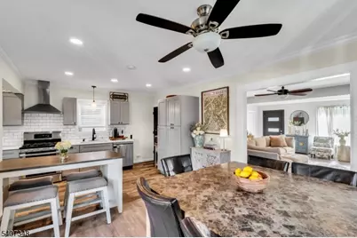 201 E Lincoln Ave, Roselle Park, NJ 07204 - Photo 6