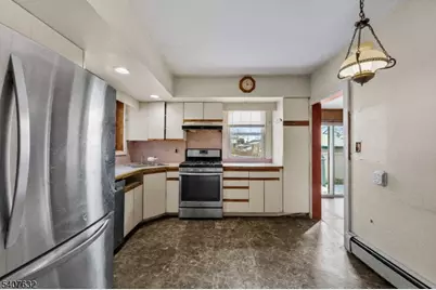 305 Hillside Rd, Elizabeth, NJ 07208 - Photo 30