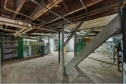 305 Hillside Rd, Elizabeth, NJ 07208 - Photo 36