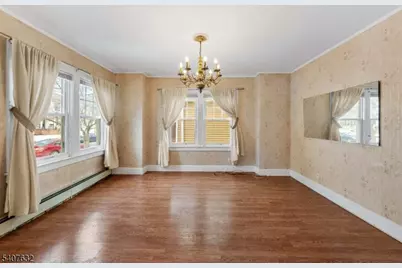 305 Hillside Rd, Elizabeth, NJ 07208 - Photo 6