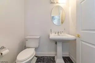 115 Kensington Ln, Livingston Twp., NJ 07039 - Photo 8