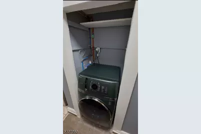 243 Lake St, Newark, NJ 07104 - Photo 8