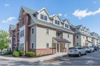 1 Leona Dr Unit #6, Morristown, NJ 07960 - Photo 2