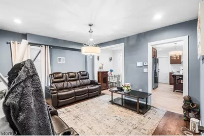 218 Muhlenberg Pl, Plainfield, NJ 07060 - Photo 6