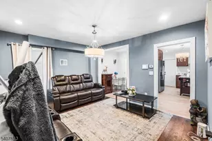 218 Muhlenberg Pl, Plainfield, NJ 07060 - Photo 6