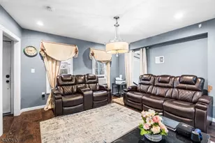 218 Muhlenberg Pl, Plainfield, NJ 07060 - Photo 8