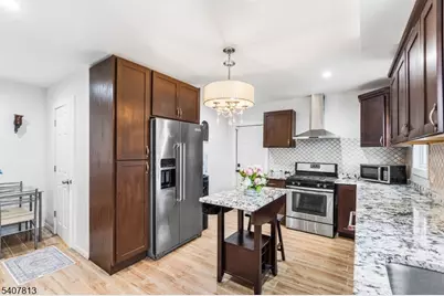 218 Muhlenberg Pl, Plainfield, NJ 07060 - Photo 18