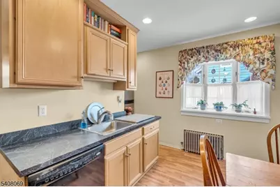 1136 Hillside Ave, Plainfield, NJ 07060 - Photo 10