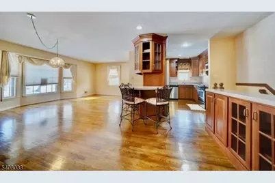 36 Brandywyne Dr, Florham Park, NJ 07932 - Photo 8