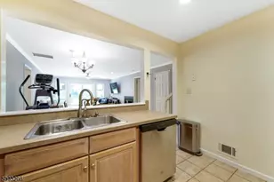 26 Mews Ln, South Orange, NJ 07079 - Photo 2