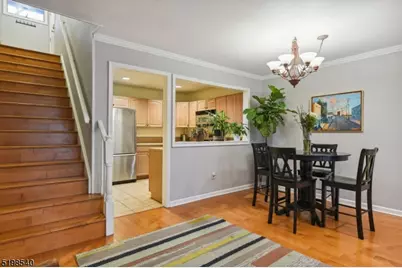 26 Mews Ln, South Orange, NJ 07079 - Photo 10