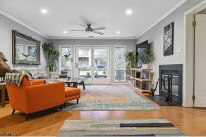 26 Mews Ln, South Orange, NJ 07079 - Photo 4