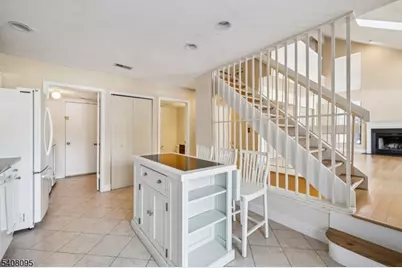 18 Woodhill St, Franklin Township, NJ 08873 - Photo 14