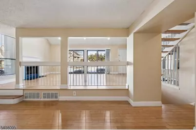 18 Woodhill St, Franklin Township, NJ 08873 - Photo 8