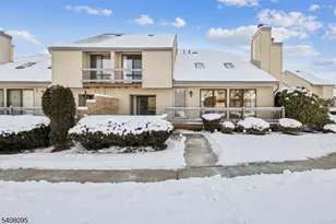 18 Woodhill St, Franklin Township, NJ 08873 - Photo 4