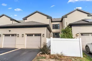 87 E Hartwick Dr, Montgomery Township, NJ 08558 - Photo 34