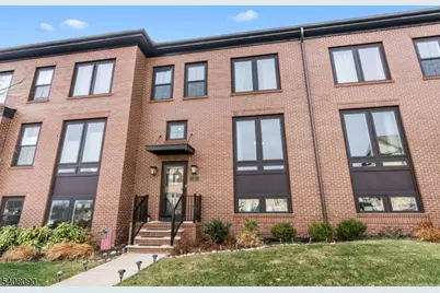 87 E Hartwick Dr, Montgomery Township, NJ 08558 - Photo 2