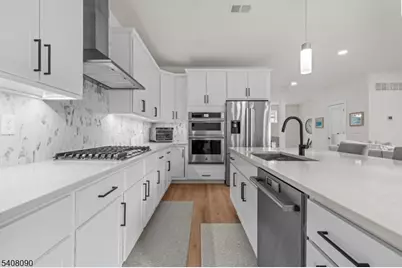 87 E Hartwick Dr, Montgomery Township, NJ 08558 - Photo 12