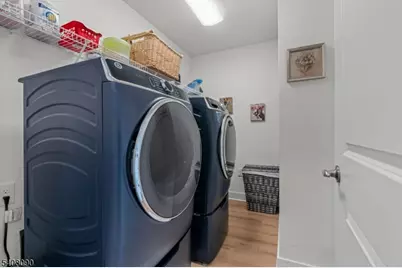 87 E Hartwick Dr, Montgomery Township, NJ 08558 - Photo 18